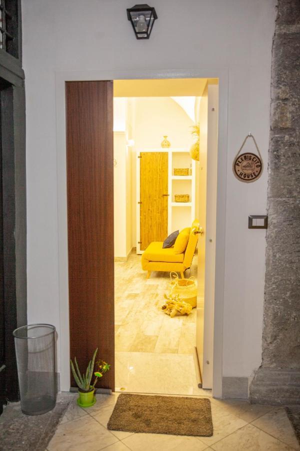 Plebiscito House - Casa Vacanze Napoli Екстериор снимка