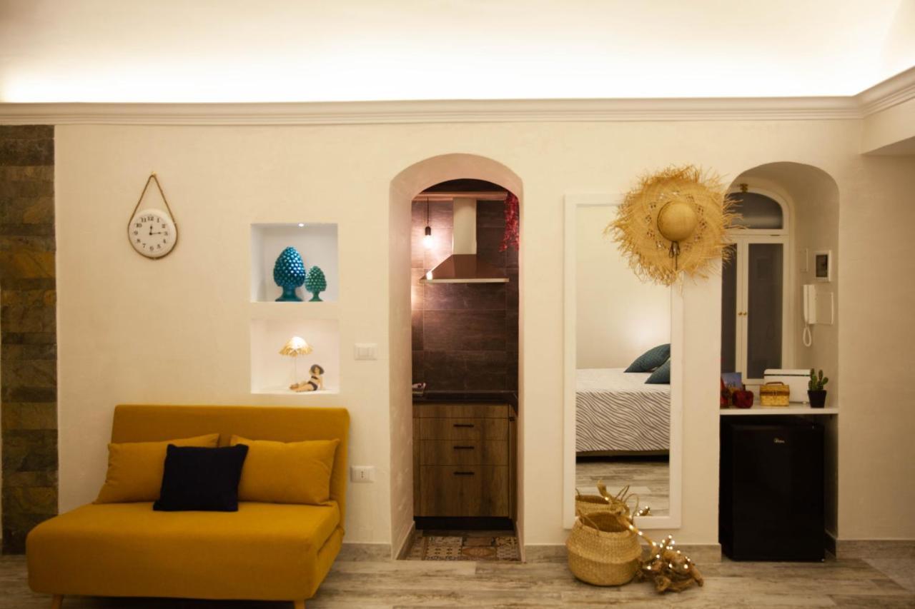 Plebiscito House - Casa Vacanze Napoli Екстериор снимка